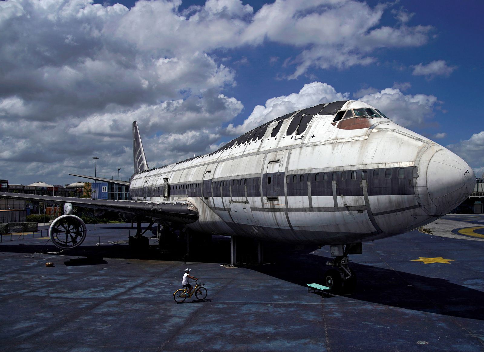 Boeing's Iconic 747 Is Slowly Headed For Retirement | The National Interest